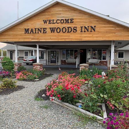 Maine Woods Inn Brewer Exteriör bild